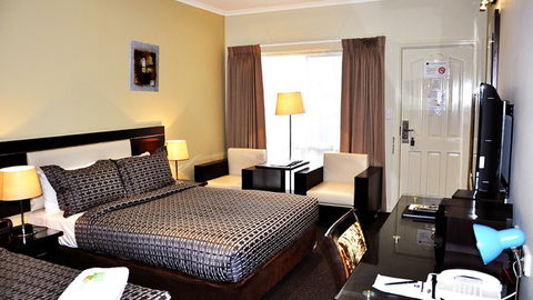 BEST WESTERN Airport Motel And Convention Centre - Accommodation Resorts 3