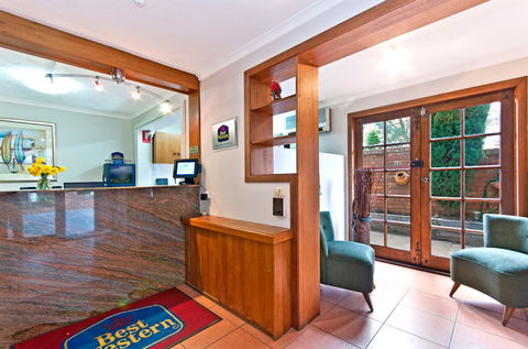 BEST WESTERN Tudor Motor Inn - Accommodation Resorts 1