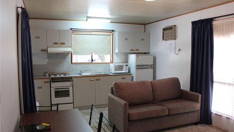 Myrtleford Holiday Park - Accommodation Resorts 6