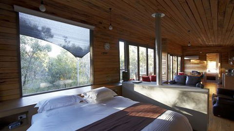 DULC Holiday Cabins - Accommodation Resorts 6