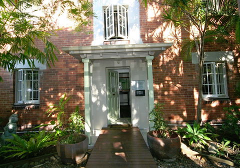 Edward Lodge - Accommodation Resorts 1