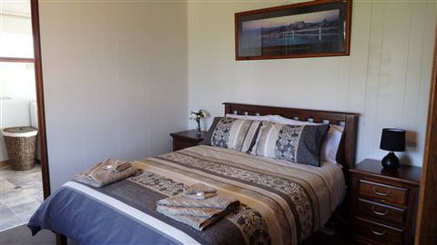 Black Horse Park - Accommodation Resorts 1