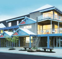 The Island Accommodation - Phillip Island YHA - Accommodation Resorts