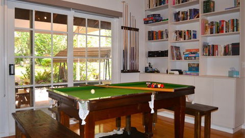 Two Mountains Lodge - Accommodation Resorts 1
