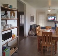 Lakeside Vista Holiday House - Accommodation Resorts
