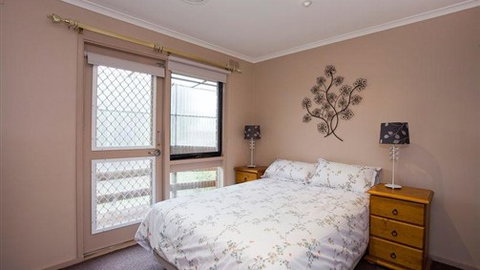 Raydon Court - Accommodation Resorts 1