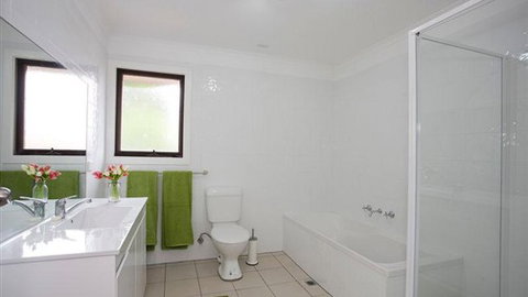 Raydon Court - Accommodation Resorts 2