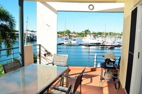 Apartment No 8 - Accommodation Resorts 0