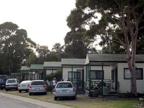 BIG4 Bairnsdale Holiday Park - Accommodation Resorts 3