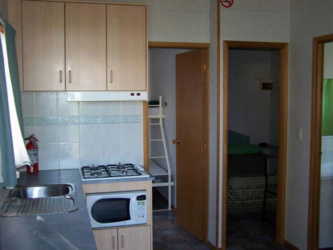 Boort Lakes Caravan Park - Accommodation Resorts 2