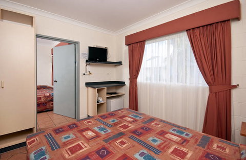Cairns Queens Court - Accommodation Resorts 0