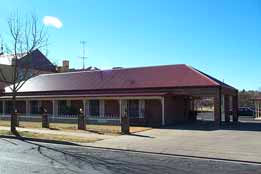 Club Motel - Accommodation Resorts 4