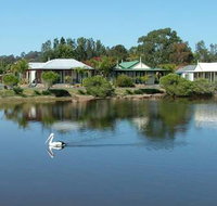Coachhouse Marina Resort - Accommodation Resorts