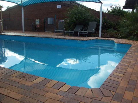 Cobar Motor Inn - Accommodation Resorts 4