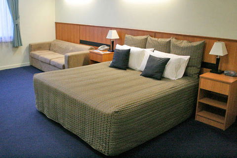 Comfort Hotel Perth City - Accommodation Resorts 6