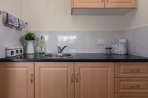 Jacaranda Cottages - Accommodation Resorts 1