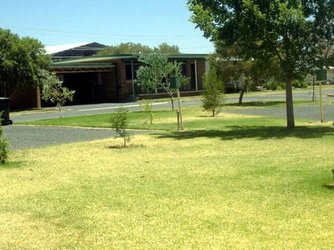 Country Club Caravan Park - Accommodation Resorts 3