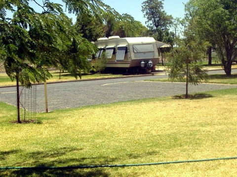 Country Club Caravan Park - Accommodation Resorts 4