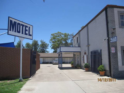 Dragon Phoenix Resort & Restaurant - Accommodation Resorts 13