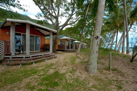 Ellis Beach Oceanfront Bungalows & Caravan Pk - Accommodation Resorts 2