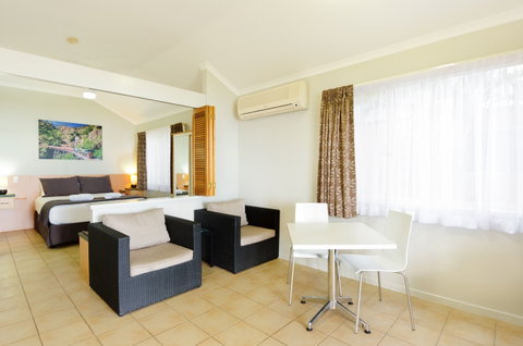 Ellis Beach Oceanfront Bungalows & Caravan Pk - Accommodation Resorts 5