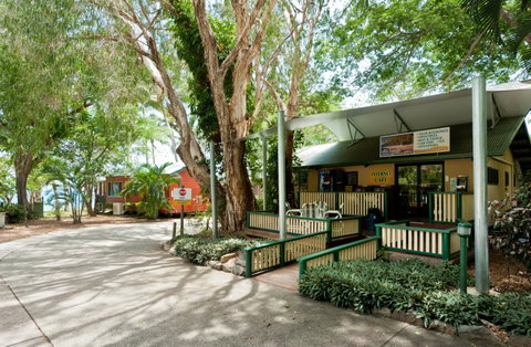 Ellis Beach Oceanfront Bungalows & Caravan Pk - Accommodation Resorts 9