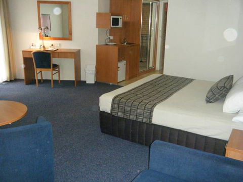 Galaxy Motel - Accommodation Resorts 2