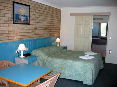 Jolly Swagman Motor Inn - Accommodation Resorts 4