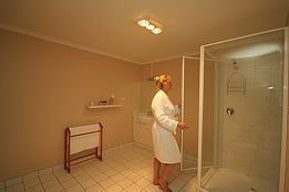 Lagoon Pocket QLD Accommodation Resorts