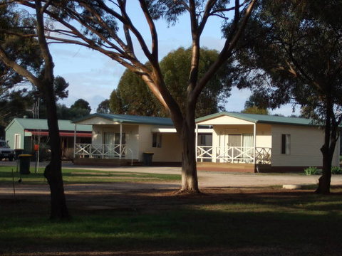 Laura Community Caravan Park - Accommodation Resorts 0