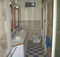 MacDonnell House Naracoorte Cottages - Accommodation Resorts