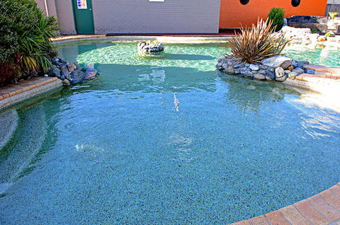 New England Motor Lodge - Accommodation Resorts 3