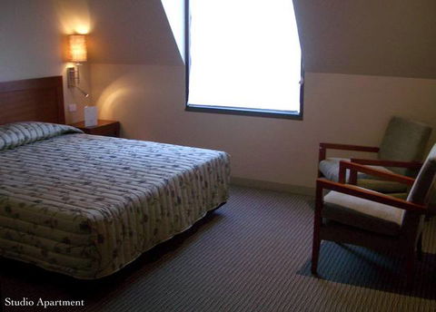 Quality Hotel Batman's Hill On Collins - Accommodation Resorts 5