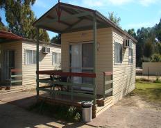 Hay Caravan Park - Accommodation Resorts 5