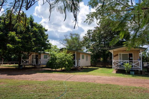 Daly Waters Historic Pub - Accommodation Resorts 11