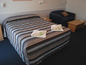 BEST WESTERN Bass And Flinders Motor Inn - Accommodation Resorts 0