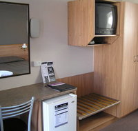 Riviera On Ruthven Motel - Accommodation Resorts