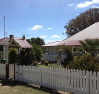Tenterfield Luxury Historic c1895 Cottage - Accommodation Resorts