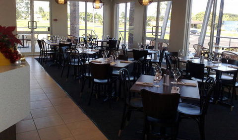 Tropixx Motel And Restaurant - Accommodation Resorts 3