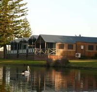 Two Shores Holiday Village - Accommodation Resorts