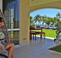 Absolute Beachfront Apartment - Accommodation Resorts