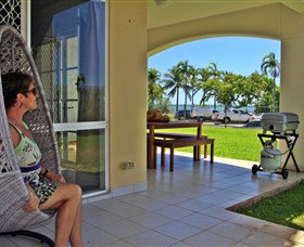 Absolute Beachfront Apartment - Accommodation Resorts 0