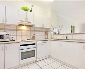 Absolute Beachfront Apartment - Accommodation Resorts 5