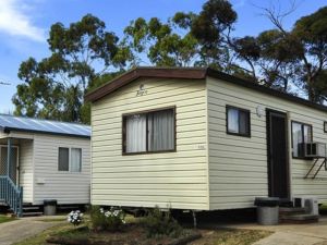 City Lights Caravan Park - Accommodation Resorts 1