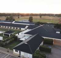 Roma Explorers Inn - Accommodation Resorts