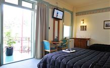 Hotel Gosford - Gosford - Accommodation Resorts 1