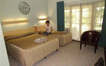 Poplars Motel - Braemar - Accommodation Resorts 2