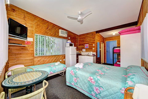 Bargara Gardens Motel And Holiday Villas - Accommodation Resorts 0