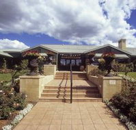 Harrigan's Irish Pub and Accommodation - Accommodation Resorts