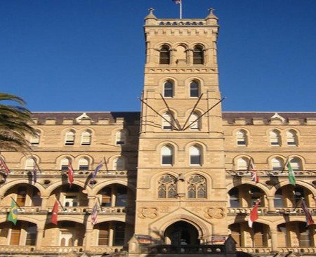 Manly Bungalow - Accommodation Resorts 1